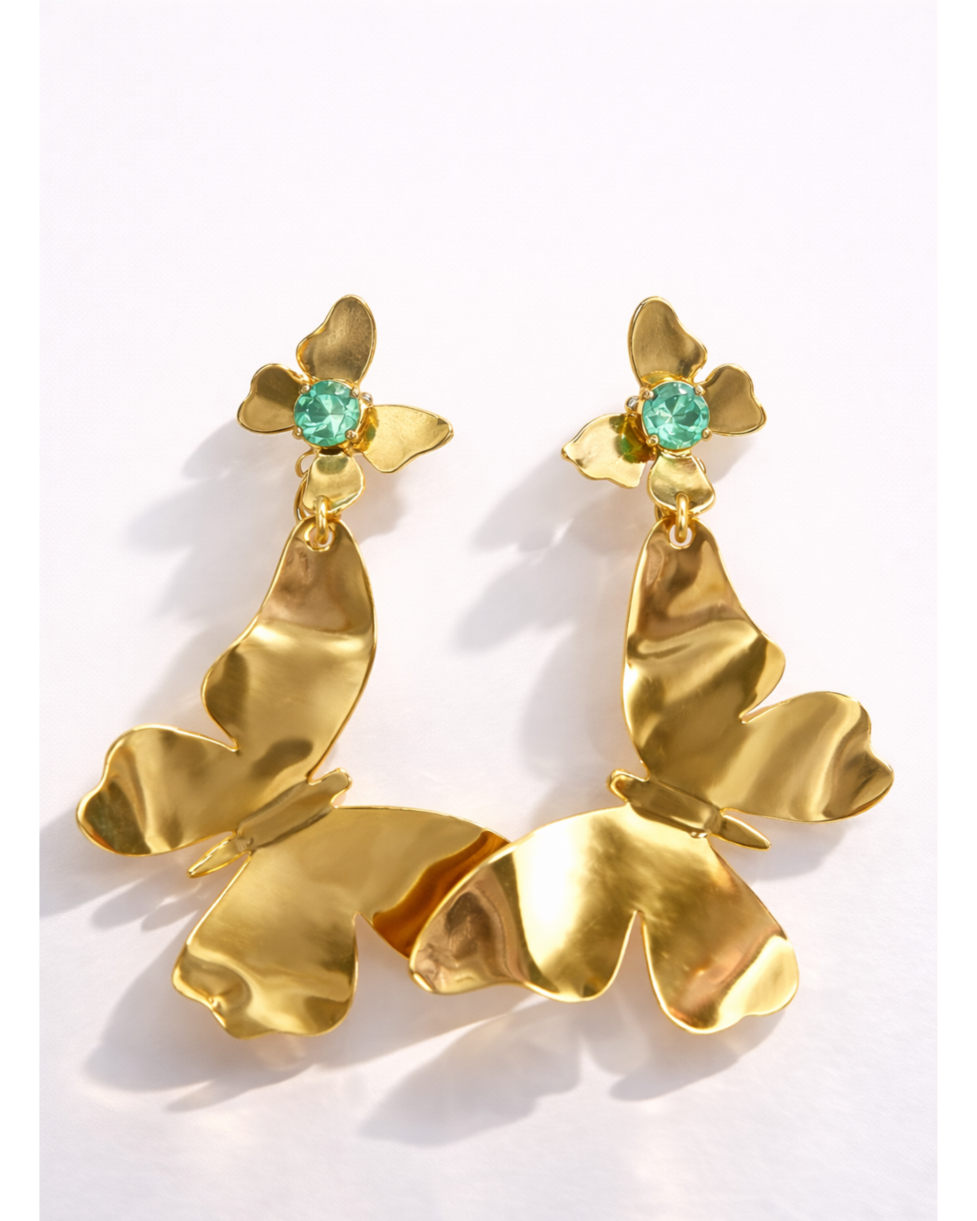 Aretes Mariposa Esencia Dorada AC30