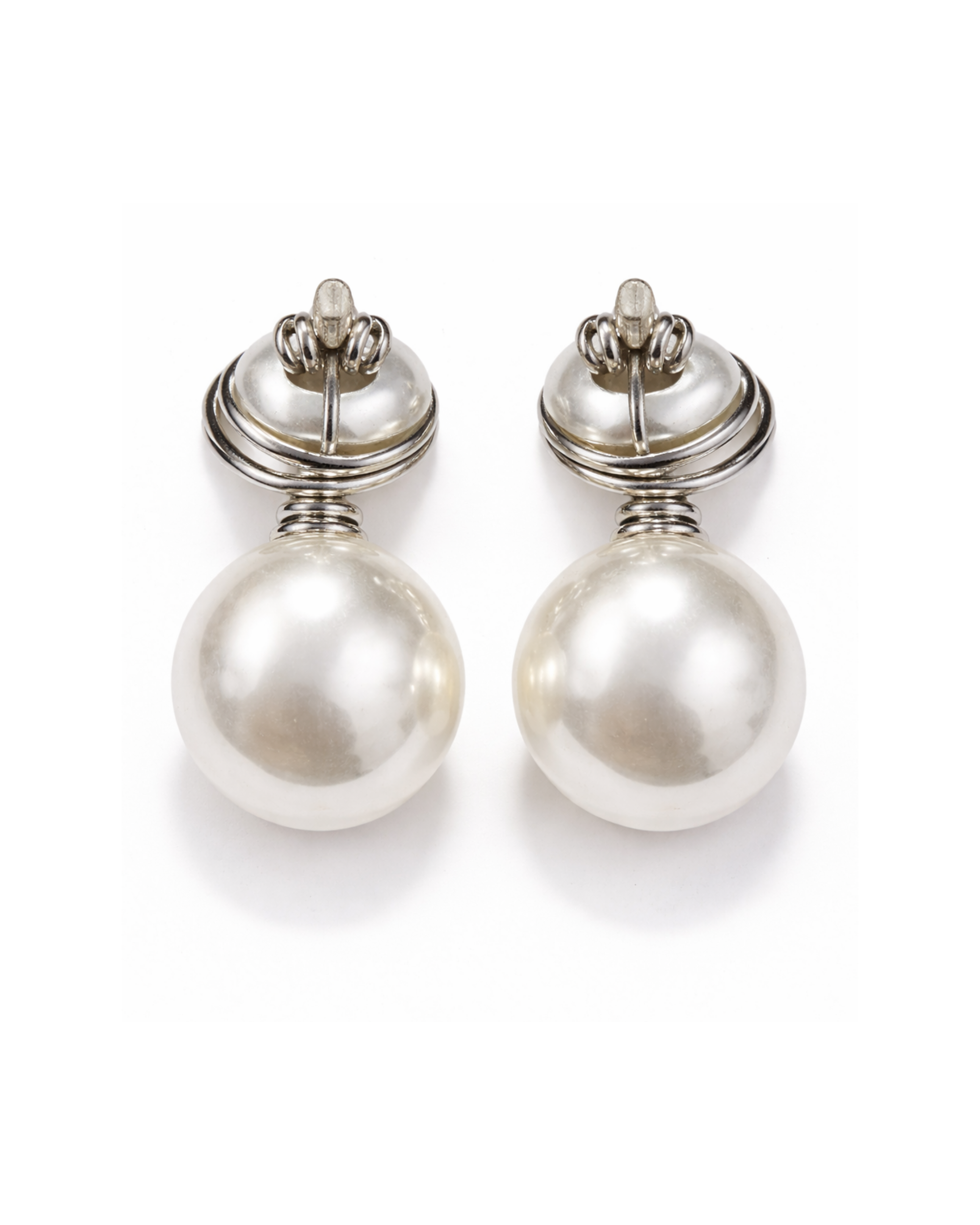 Aretes Doble Perla Clásica en Rodio AC25