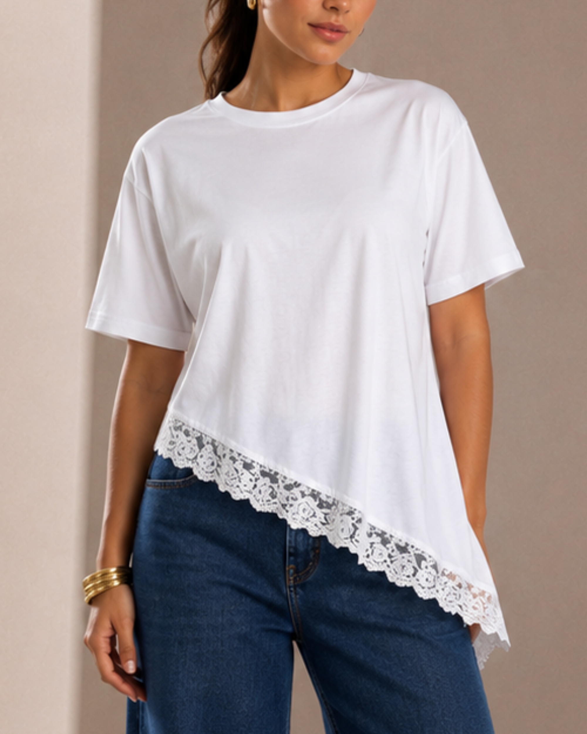 Camiseta Asimétrica Lace Essence BL05