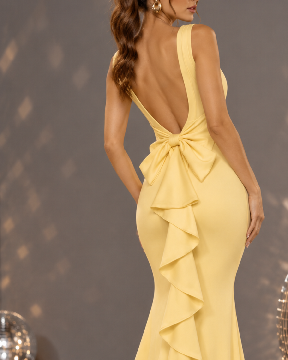 Vestido Largo Sirena Elegance con Escote en Espalda VE09